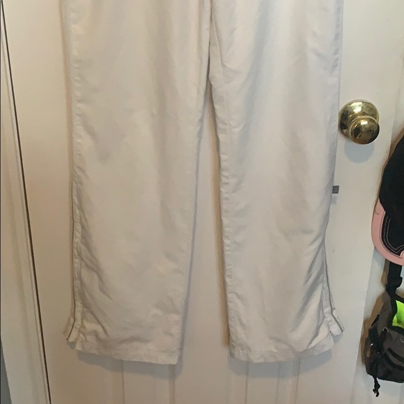 Nike pants - Picture 2 of 3